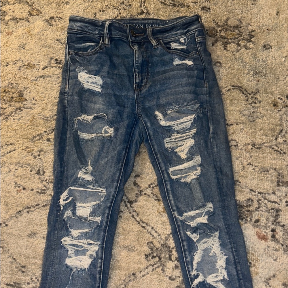 American Eagle Distressed Blue Jeans